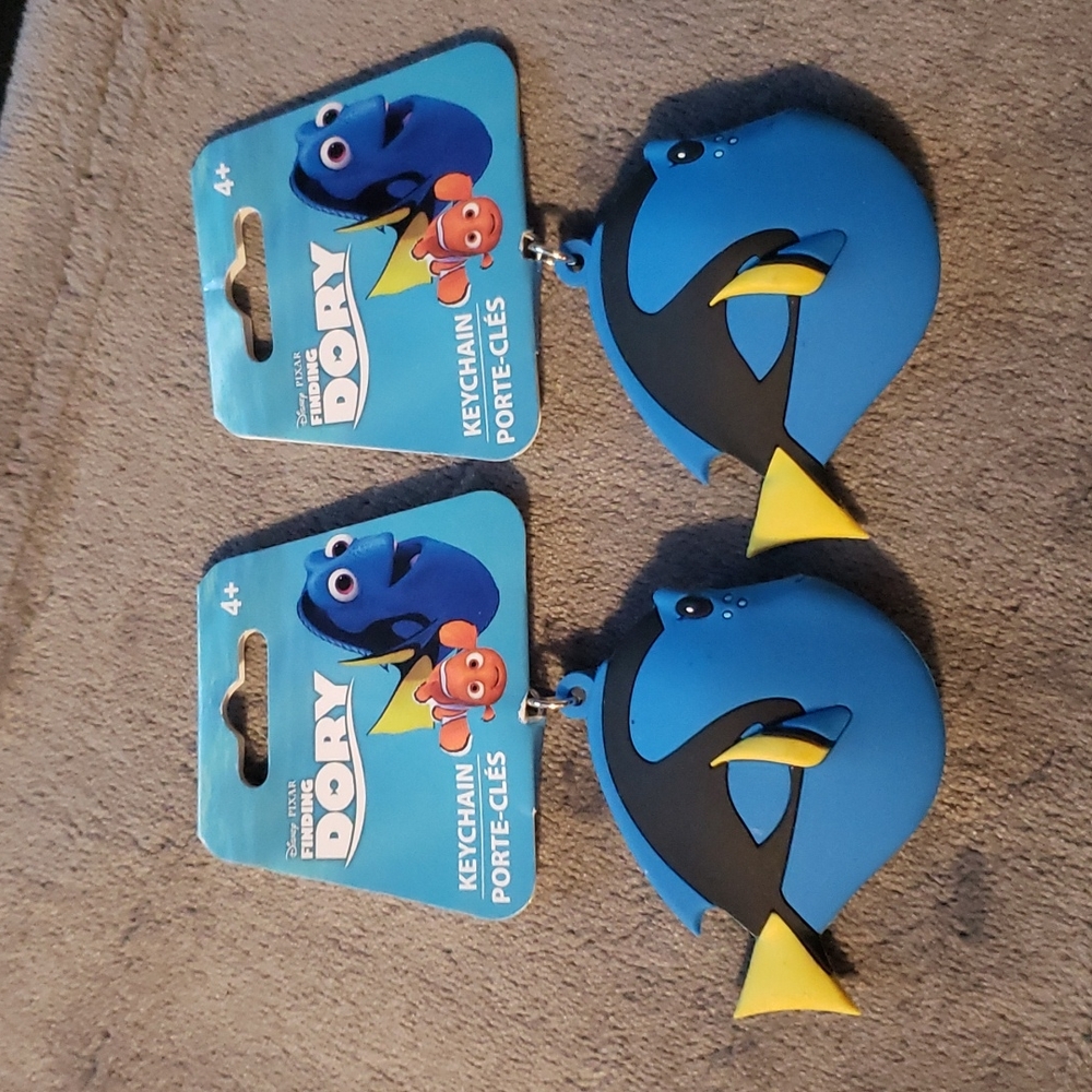 Disney Marvel Keychains - Picture 2 of 4